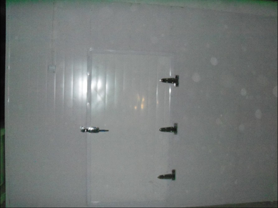 冷庫(kù)門(mén)